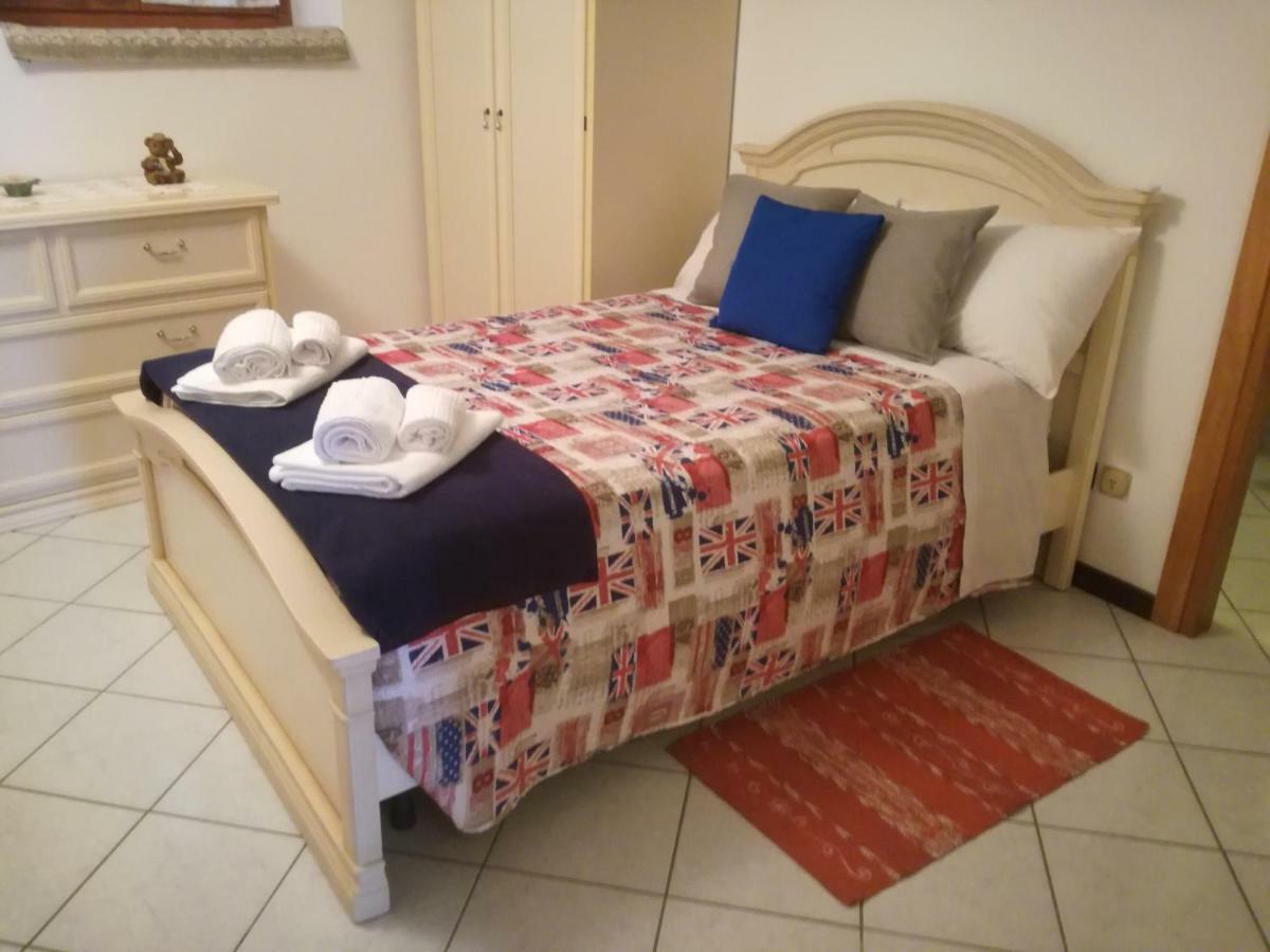 Appartamento Borgo Antico Oliveto Lario Exterior photo